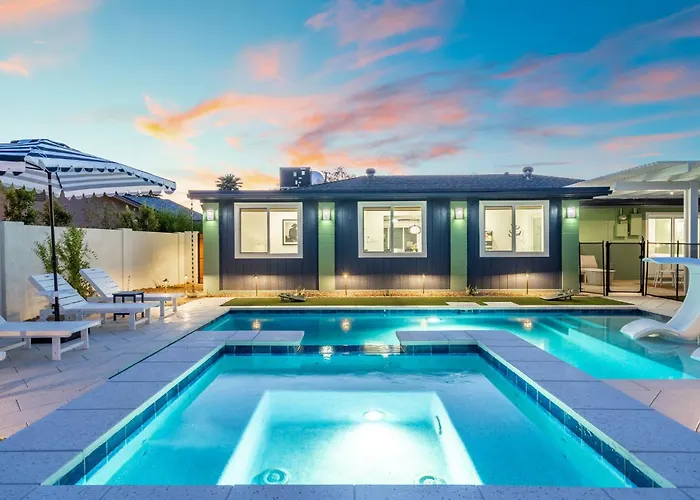 New 5 Min To Old Town, Pool & Spa, 2 King Scottsdale