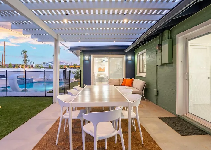 New 5 Min To Old Town, Pool & Spa, 2 King