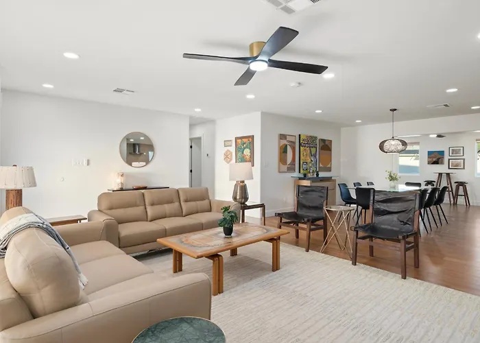 New 5 Min To Old Town, Pool & Spa, 2 King Scottsdale